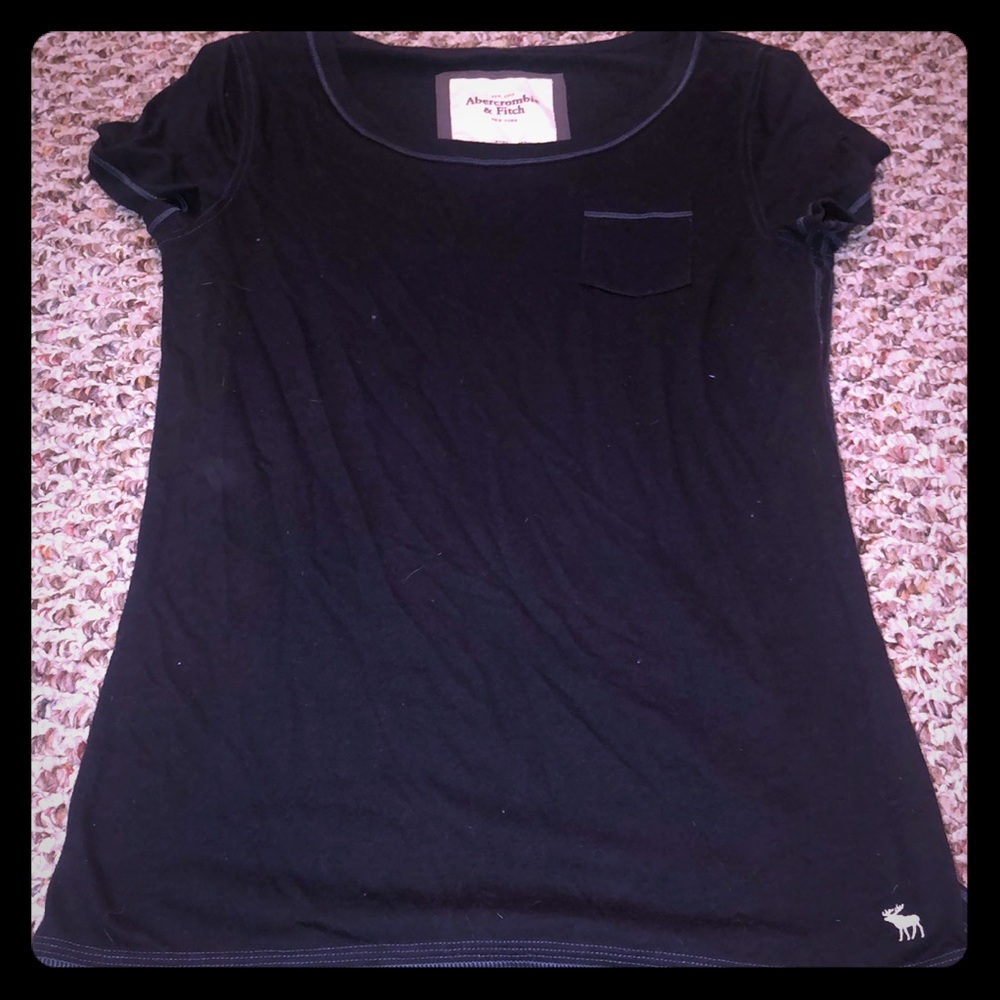 Abercrombie navy tee
